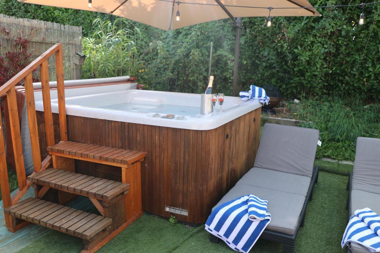 Palm 1 Park Home With Hot Tub Swanage Εξωτερικό φωτογραφία