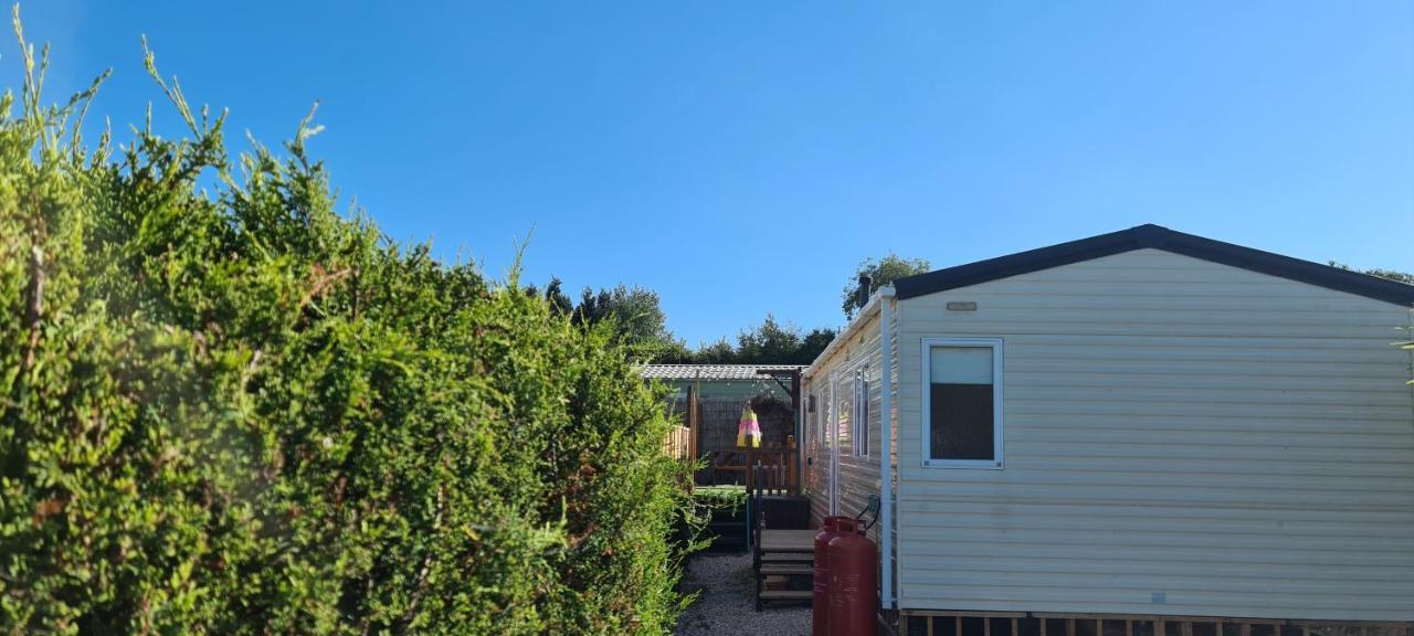 Palm 1 Park Home With Hot Tub Swanage Εξωτερικό φωτογραφία