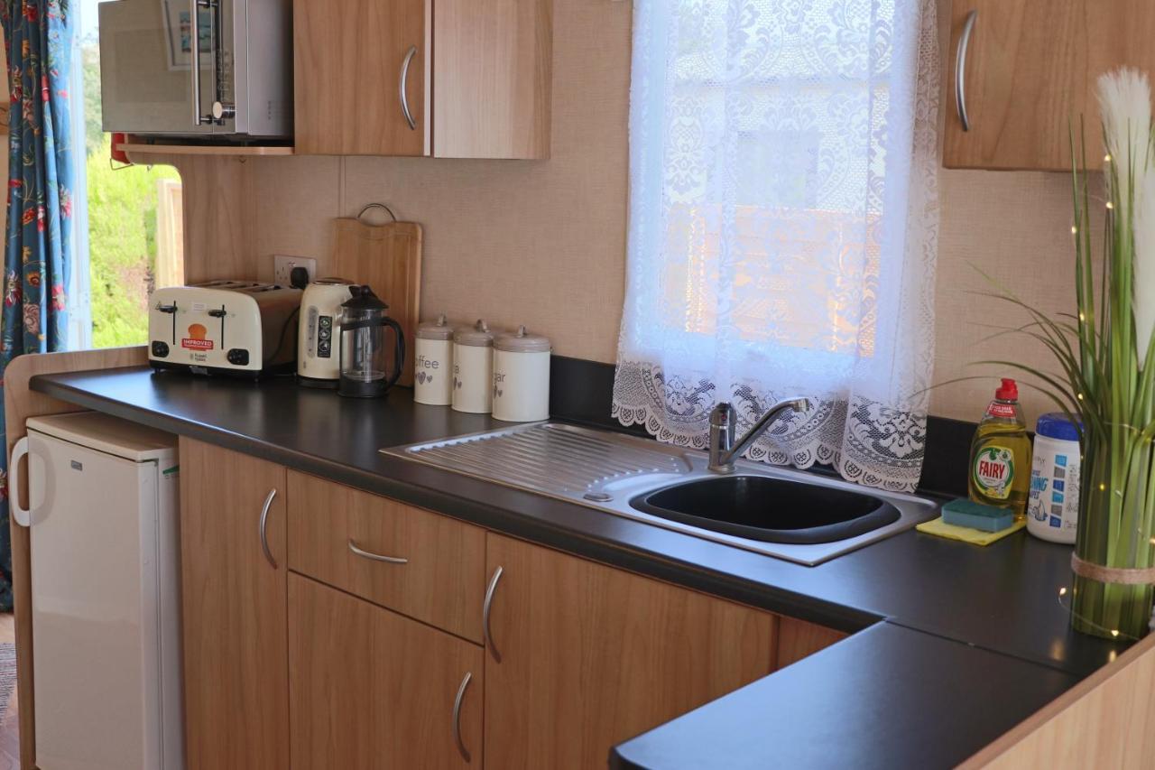 Palm 1 Park Home With Hot Tub Swanage Εξωτερικό φωτογραφία